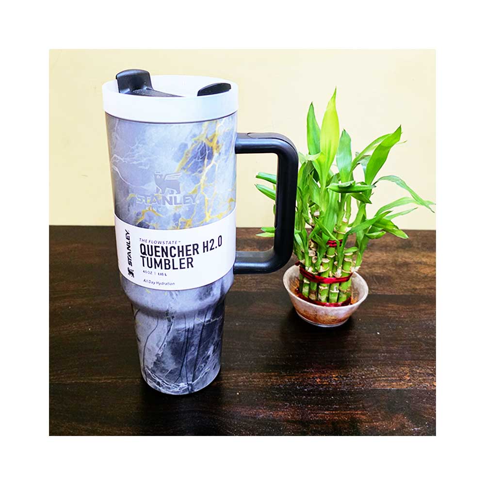 Stanley-Quencher-The-Flowstate-40oz-Marble-Print-Black-Gold1